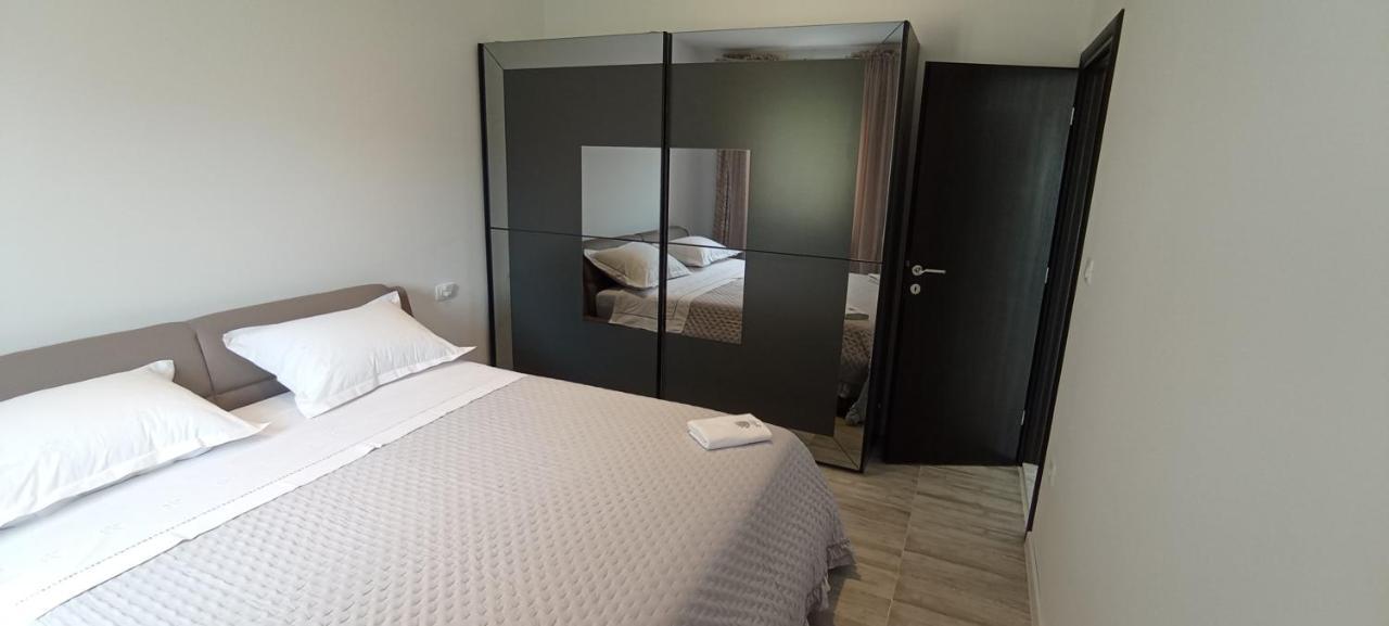 Apartman Stipan 奥米什 外观 照片