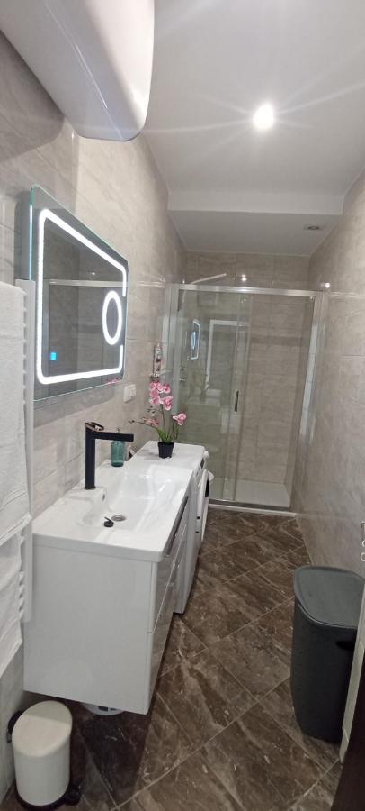 Apartman Stipan 奥米什 外观 照片